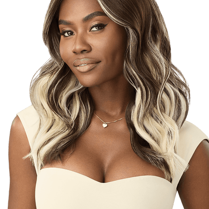 Outre Color Bomb LaceFront 18”